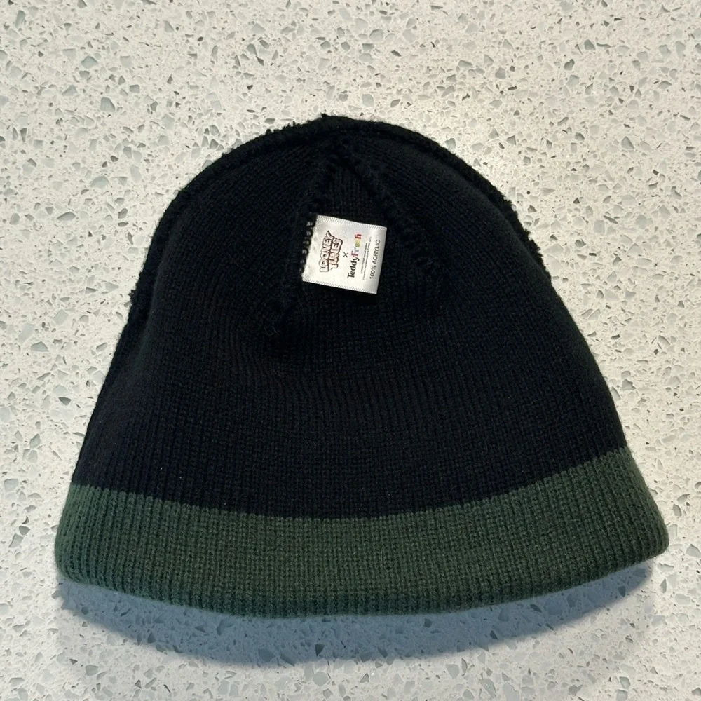 Teddy Fresh X Looney Tunes Beanie in Black/Green